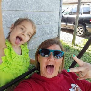 Meet your Posher, Courtney